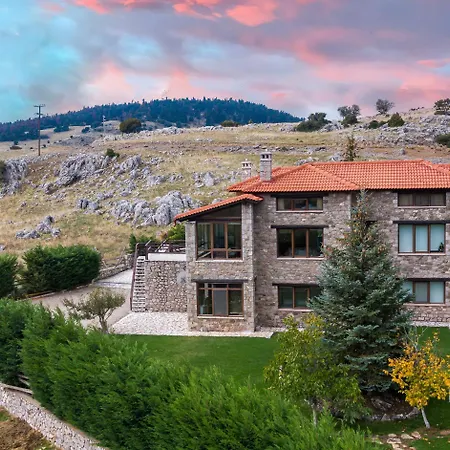 Panorama -three Level Escape In Parnassos Villa *