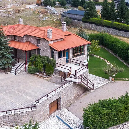 Panorama -three Level Escape In Parnassos Arachova
