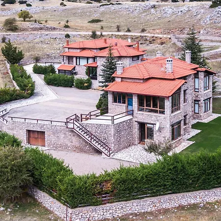 Panorama -three Level Escape In Parnassos Arachova